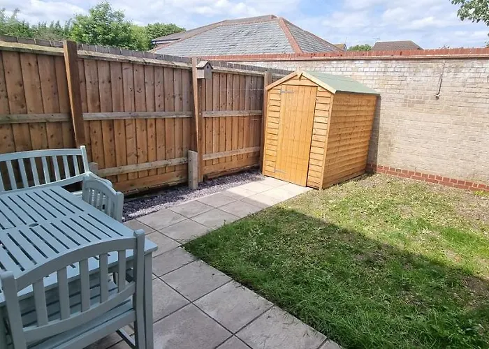 Shirely S, Milton, Cambridge, 2Br House, Newly Refurbished