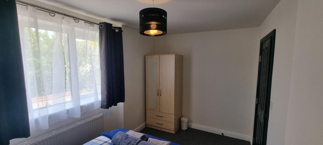 Shirely S, Milton, Cambridge, 2br House, Newly Refurbished Milton (Cambridgeshire)